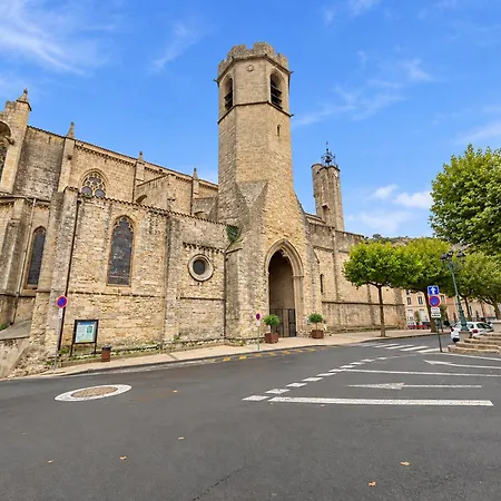 T2 Rénové Avec Balnéo Centre Historique Clermont-lʼHérault